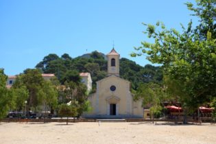 Eglise de Porquerolles