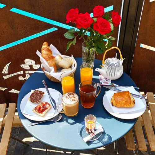 Petit déjeuner le clos des Galéjades Village Porquerolles-1000